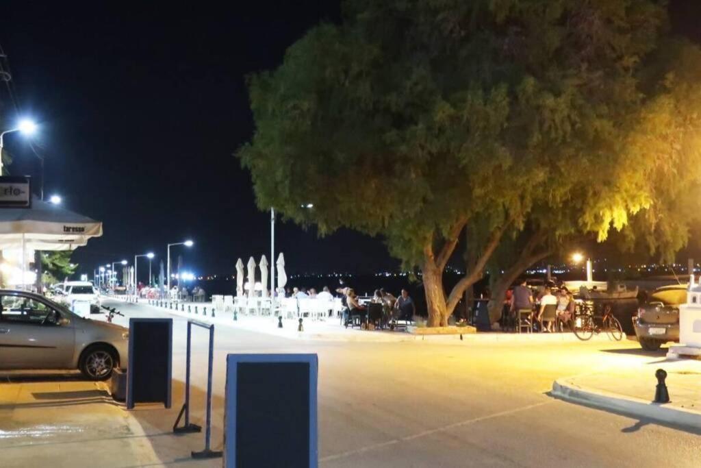Πολυτελές Διαμέρισμα 2 Χαλκίδα-Παραλία Αυλίδος Paralia Avlidhos Dış mekan fotoğraf